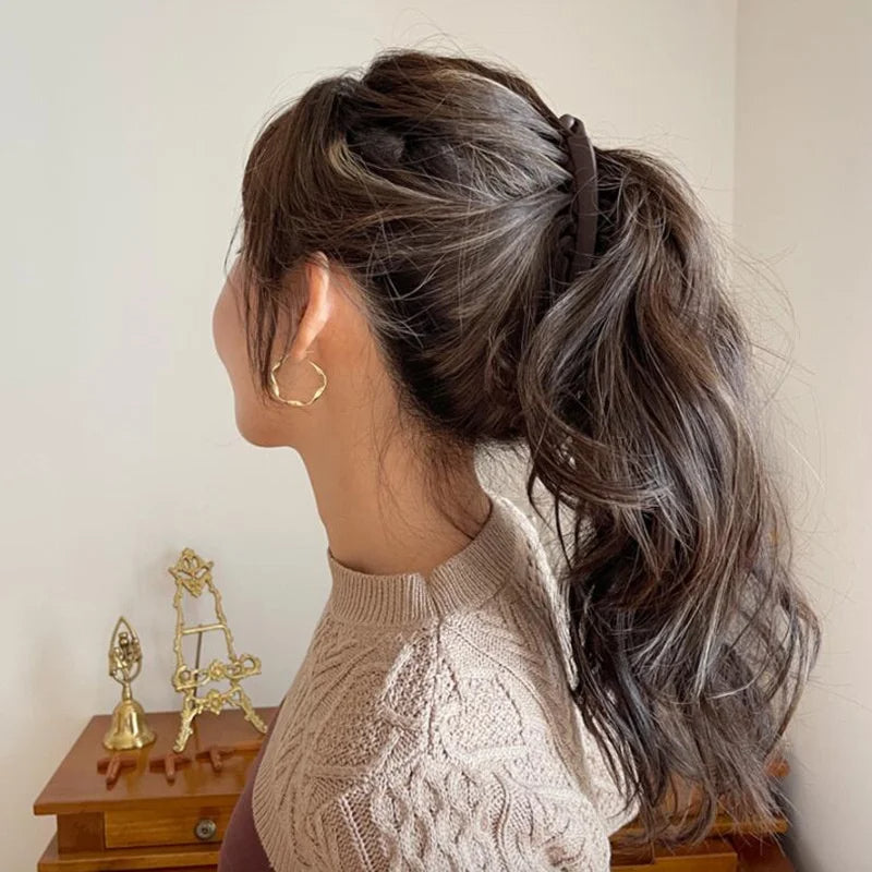 Non-Slip Ponytail Hair Clip (Pack of 3 | Random Colors)